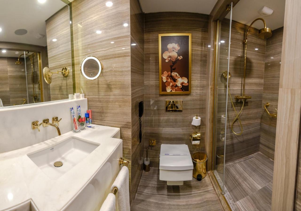 Deluxe Double or Twin Room with Sea View